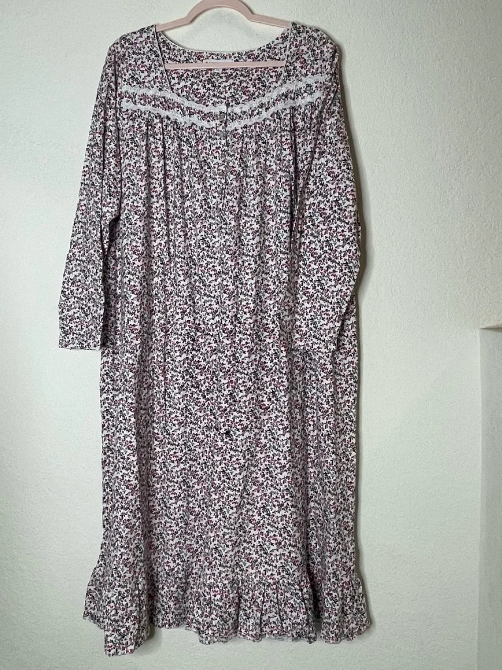 Eileen West Nightgown XL 100% Cotton Floral Lace Long Sleeve Cottagecore Multi